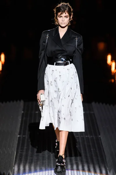 Look 44